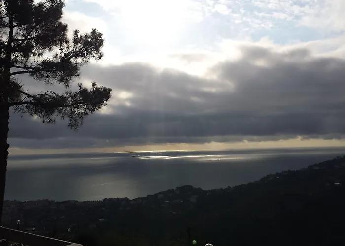 Alojamento de Acomodação e Pequeno-almoço Antemare Noli