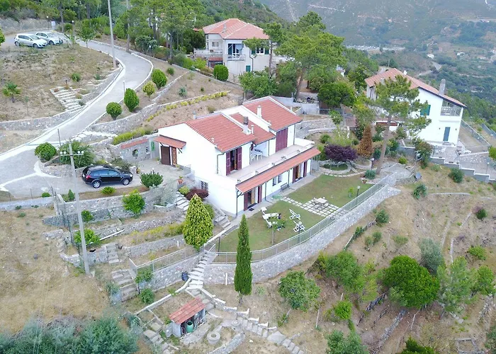 Antemare לינה וארוחת בוקר נולי