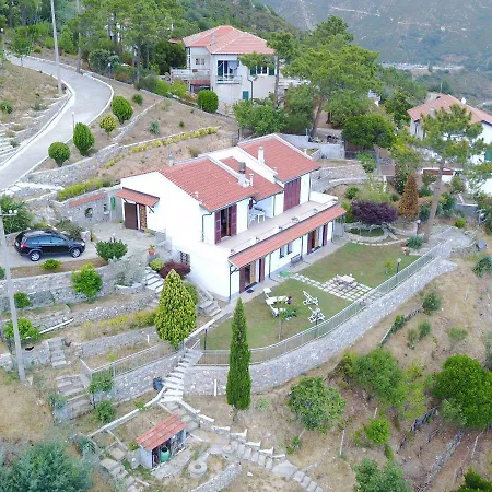 Antemare فندق مبيت وإفطار نولي